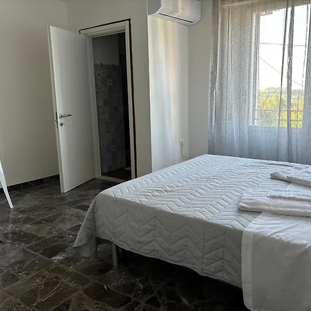 Casa Felice Apart Otel Senigallia